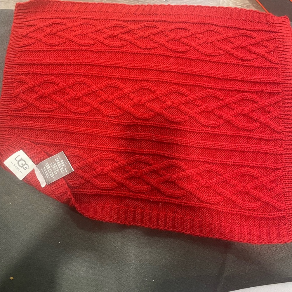 UGG Vibrant Red placemats